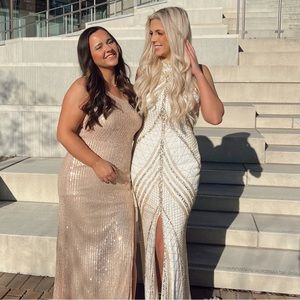 size 6 ashley lauren gold and white high neck prom formal dress